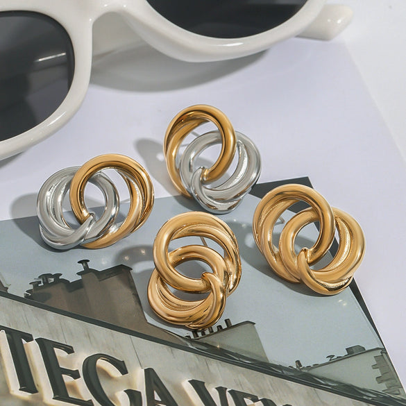 Wholesale Women's Retro Geometric Stainless Steel Electroplated Hollow Earrings With Gold And Silver Color Matching