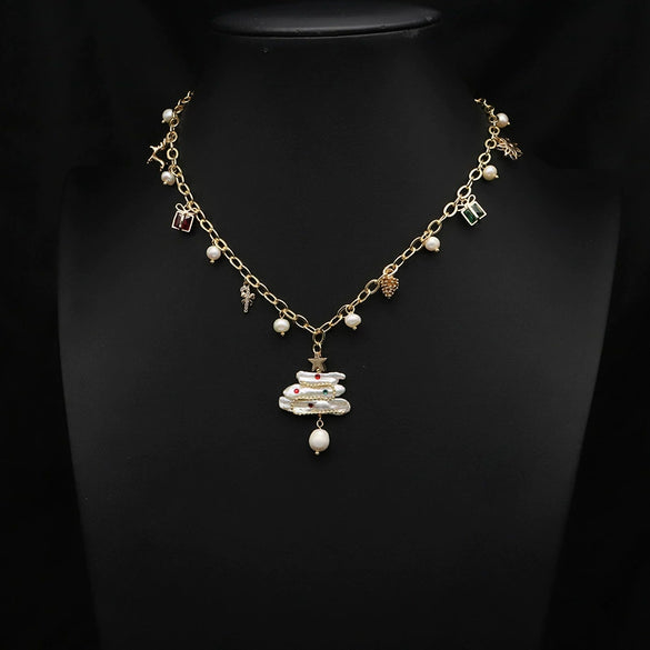 Wholesale Women's Retro Highend Freshwater Pearl Geometric Style Necklace With Electroplating And Regular Chain