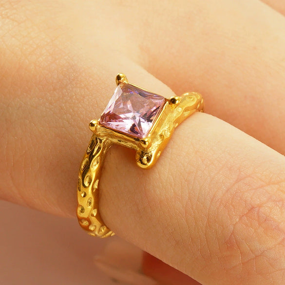 Wholesale Women's Retro Hip Hop 316L Stainless Steel Moonstone Ring With Irregular Geometric Line And Heart Pattern Microinlay