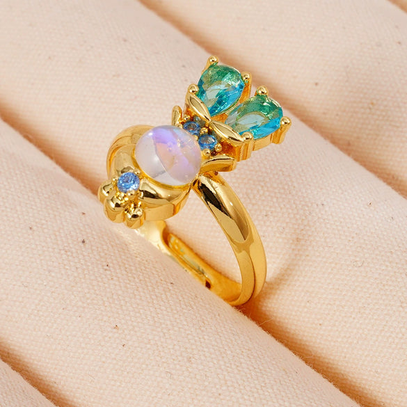 Wholesale Women's Retro Light Luxury Geometric Copper Pearl Butterfly Ring Inlaid With Zircon And Electroplated