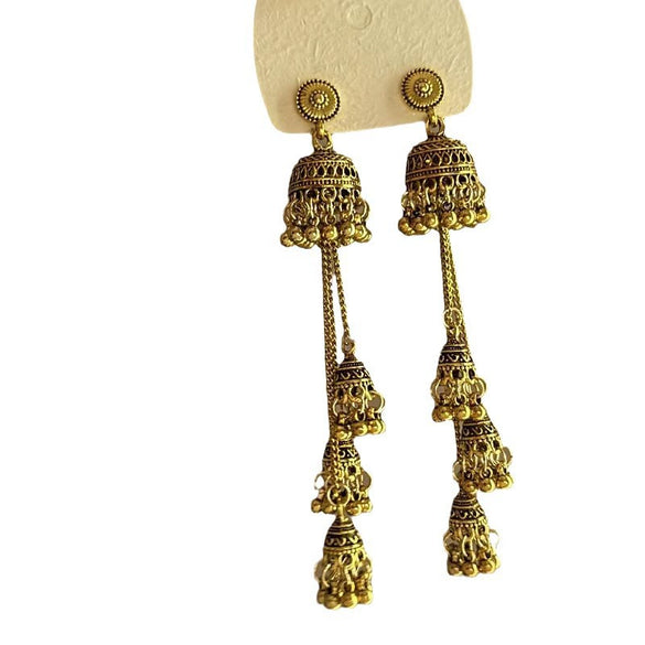 Wholesale Women's Retro Metal Geometric Tassel Earrings With Electroplating Design