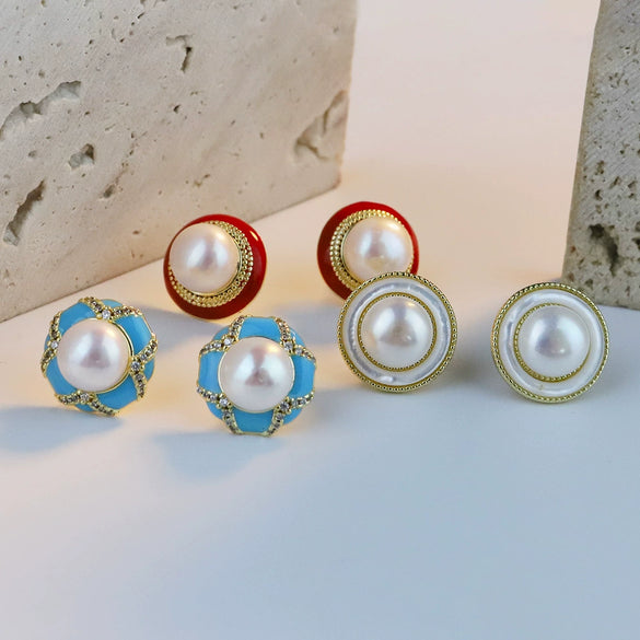 Wholesale Women's Retro Natural Freshwater Pearl Sterling Silver Round Earrings