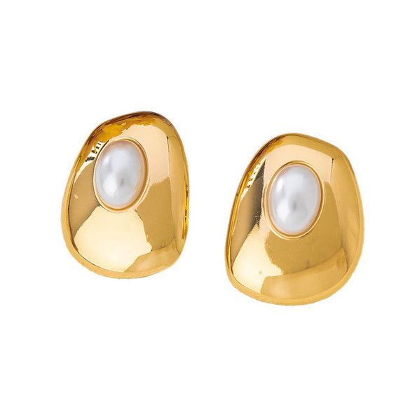 Wholesale Women's Retro Oval Geometric Resin Emerald Alloy Electroplated Earrings