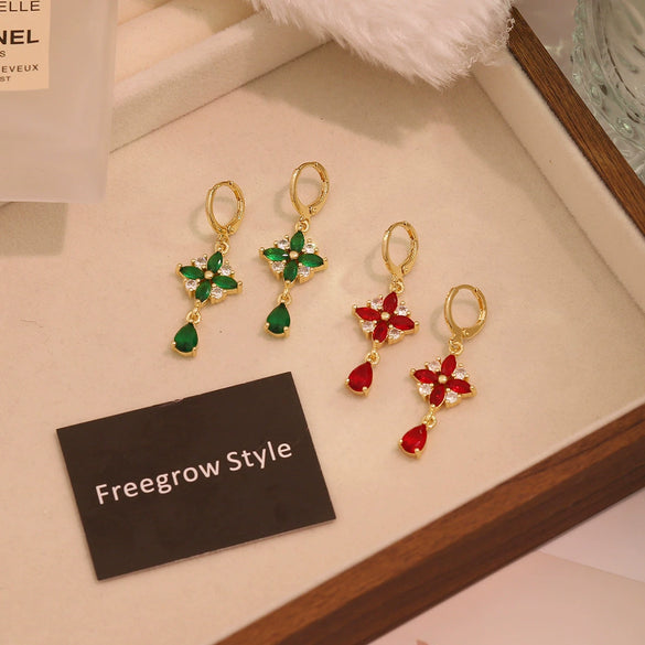 Wholesale Women's Retro Palace Style Copper Flower Shape Water Drop Earrings