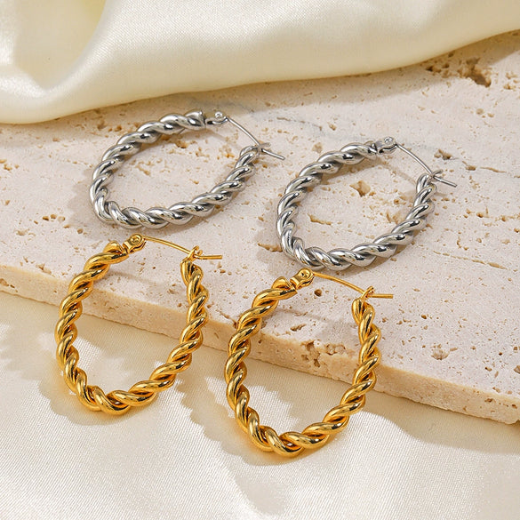 Wholesale Women's Retro Stainless Steel Geometric Oval Electroplated Earrings