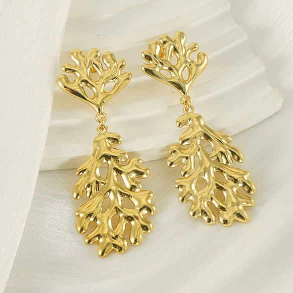 Wholesale Women's Retro 316L Stainless Steel Irregular Lava Leaf Earrings With 18K Gold Plated Electroplating Design