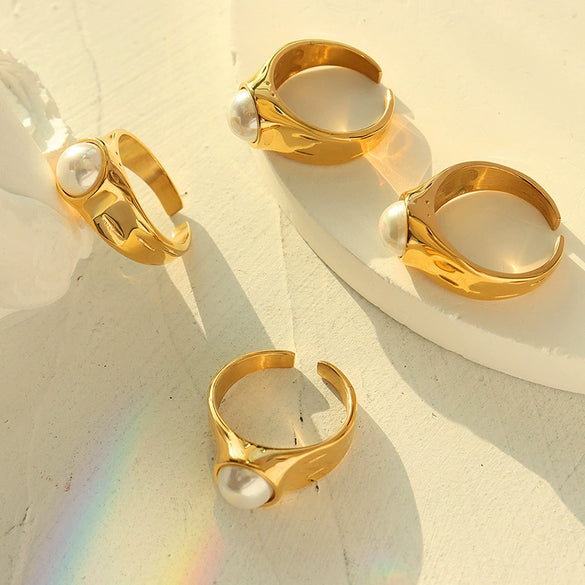 Wholesale Women's Retro Style Geometric Imitation Pearl Ring 316L Stainless Steel 18K Gold Plated