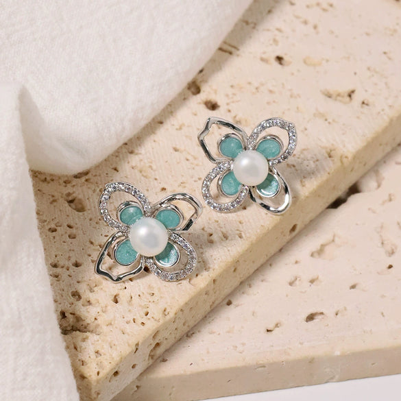 Wholesale Women's Retro Style Natural Freshwater Pearl S925 Silver Flower Zircon Nearly Round Earrings