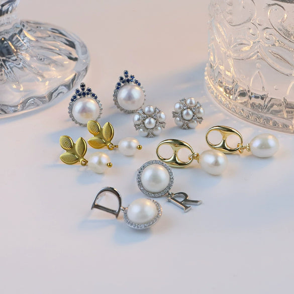 Wholesale Women's Retro Style Natural Freshwater Pearl S925 Silver Flower Zircon Nearly Round Earrings