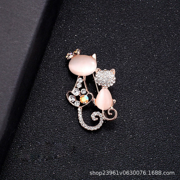 Wholesale Women's Rhinestone Pearl Brooch Retro Artistic Jewelry Accessory