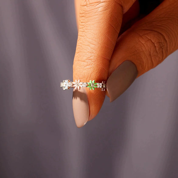 Wholesale Women's Ring S925 Sterling Silver Geometric Flower Diamond Electroplated