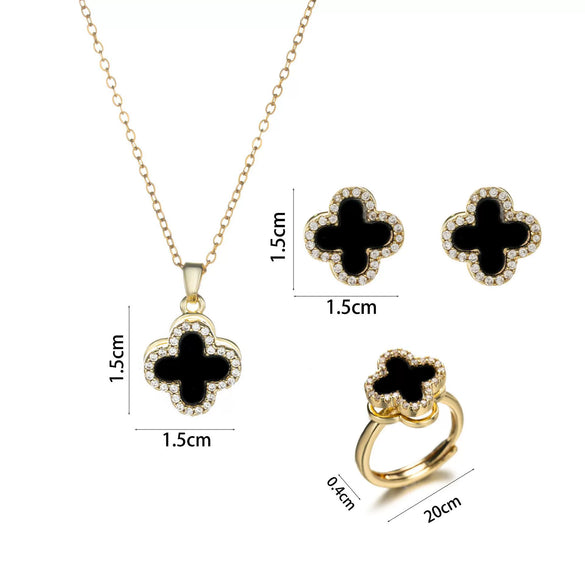 Wholesale Women's Rotating Four Leaf Clover Necklace In Titanium Steel With O Word Chain Light Luxury And Geometric Design Electroplated In Vacuum Furnace