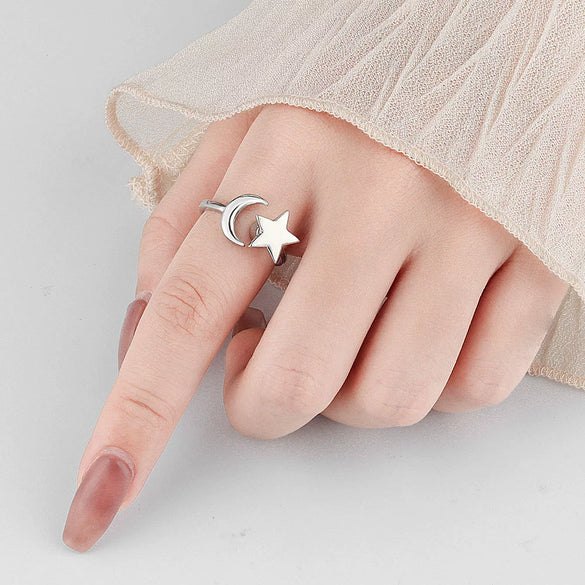 Wholesale Women's Rotating Star And Moon Intersection Ring Copper Electroplated