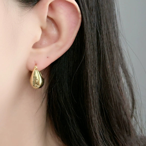 Wholesale Women's S925 Silver Drop Shape Geometric Exaggerate Style Electroplated Earrings