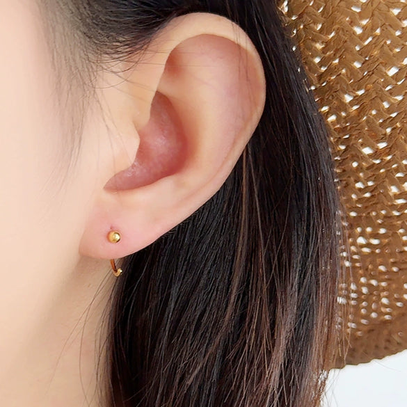 Wholesale Women's S925 Silver Geometric Cshaped Earrings With Electroplating Treatment