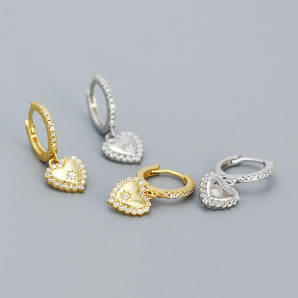 Wholesale Women's S925 Silver Heart Shape Ear Studs With Electroplating And Love Design