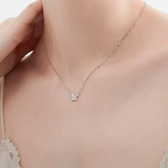 Wholesale Women's S925 Silver Moissanite Butterfly Pendant Necklace Set With Diamonds Simple Animal Style Cross Chain
