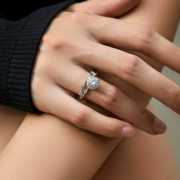 Wholesale Women's S925 Silver Old Money Style Flower Pattern Branches And Tendrils Lines Corolla Ring With Mosan Diamond