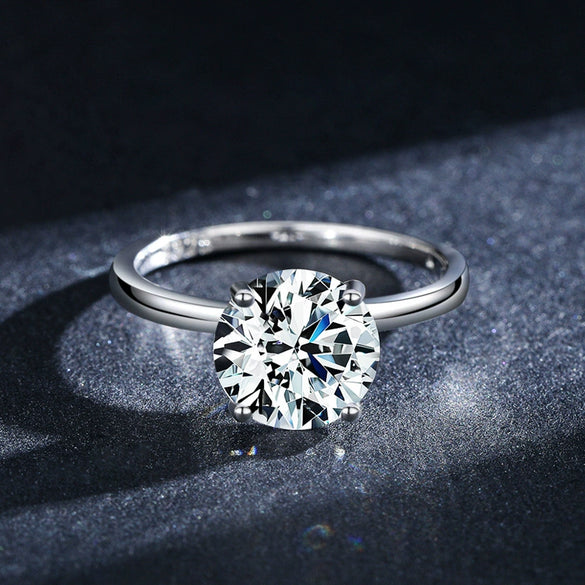 Wholesale Women's S925 Sterling Silver Classic Four Claw Zircon Ring With Geometric Design