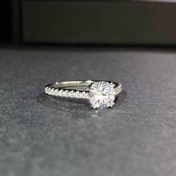 Wholesale Women's S925 Sterling Silver Elegant Geometric Moissanite Ring With Four Claw Setting