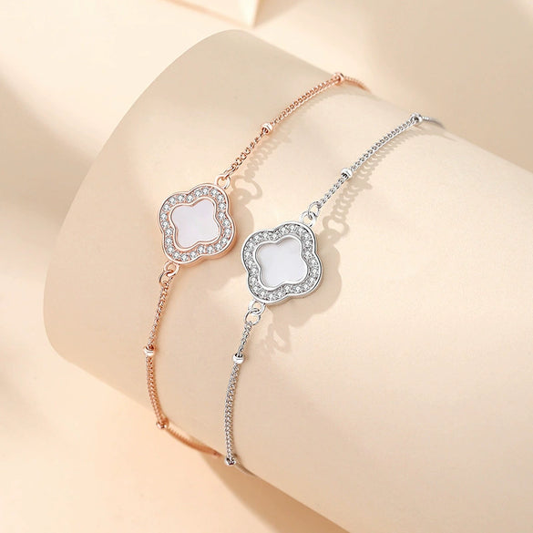 Wholesale Women's S925 Sterling Silver Four Leaf Clover Geometric Pattern Electroplated Bracelet