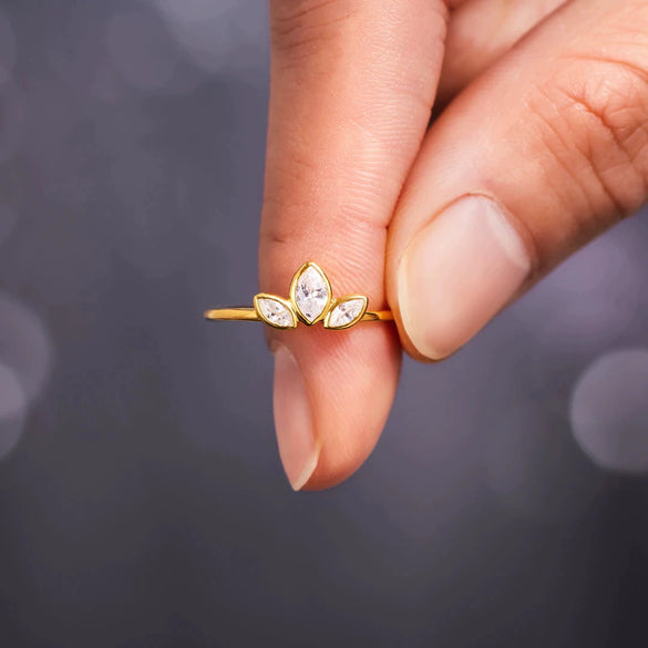 Wholesale Women's S925 Sterling Silver Geometric Clover Flower Ring With Electroplating
