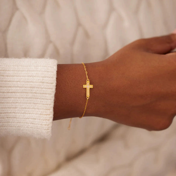 Wholesale Women's S925 Sterling Silver Geometric Cross Bracelet With Electroplating