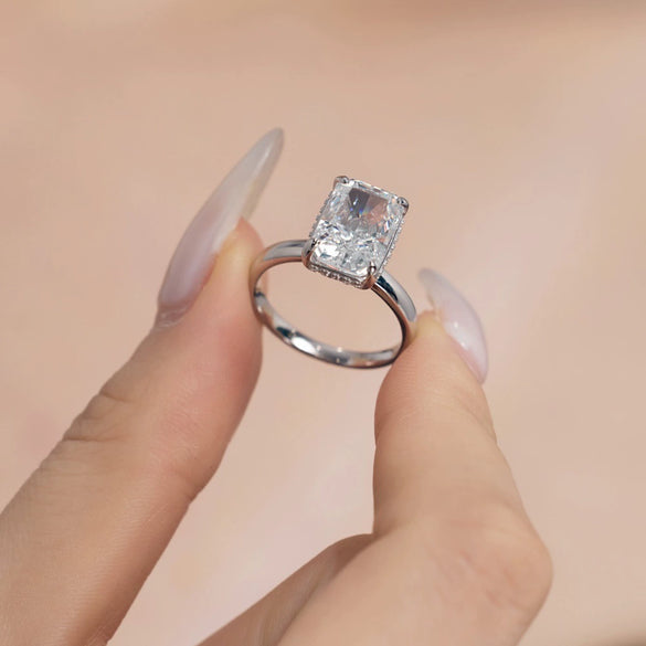 Wholesale Women's S925 Sterling Silver Geometric Elegant Ring With Ice Flower Cut