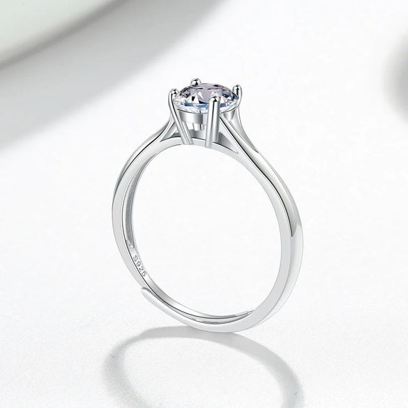 Wholesale Women's S925 Sterling Silver Geometric Four Claw Fashion Wedding Ring With Electroplating