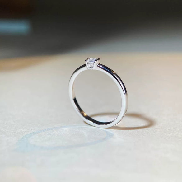 Wholesale Women's S925 Sterling Silver Geometric Moissanite Ring With Electroplating