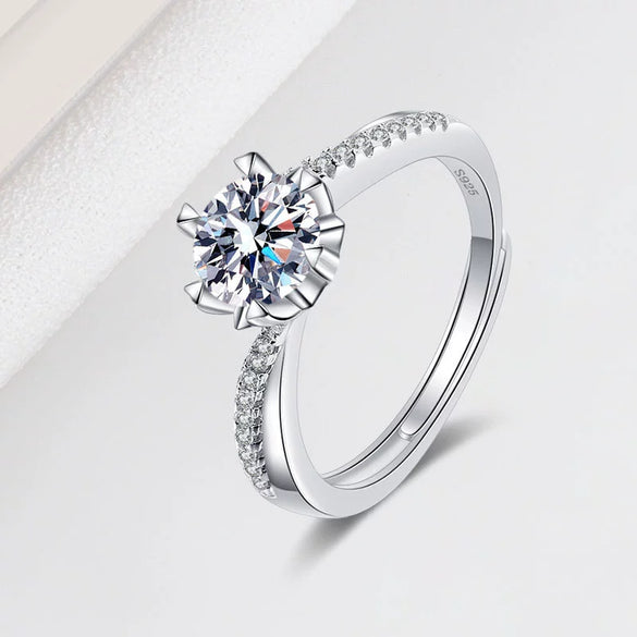 Wholesale Women's S925 Sterling Silver Geometric Pattern Cross Sixclaw Simulation Diamond Ring With 18K Platinum Electroplating
