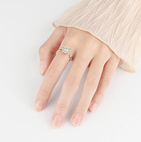 Wholesale Women's S925 Sterling Silver Geometric Rotating Ring With Micro Inlaid And Electroplating