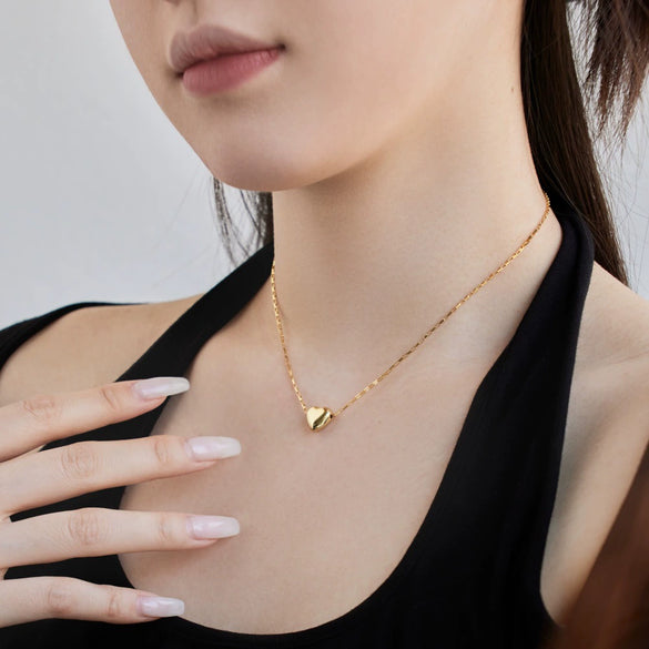 Wholesale Women's S925 Sterling Silver Heart Shape Clavicle Chain Necklace With Electroplating Design