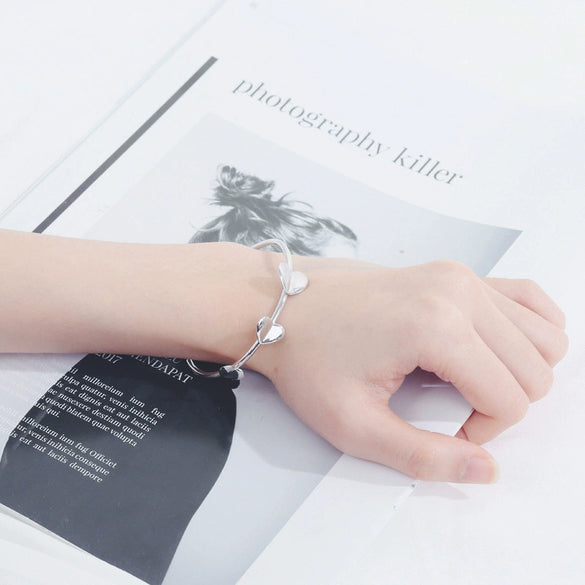 Wholesale Women's S925 Sterling Silver Heart Shape Geometric Open Bracelet Jewelry With Electroplating