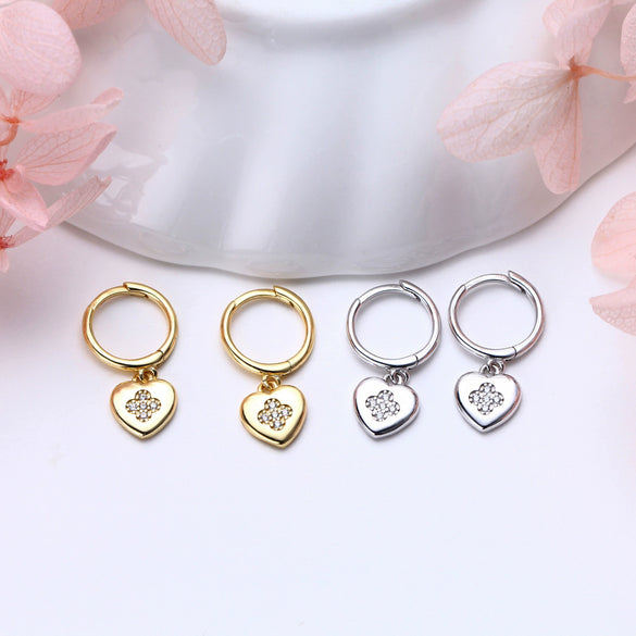 Wholesale Women's S925 Sterling Silver Heart Shaped Inlaid Zircon Stud Earrings