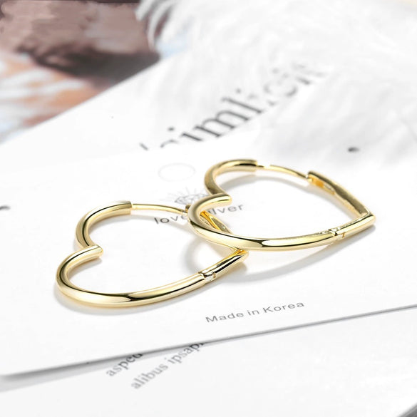Wholesale Women's S925 Sterling Silver Heartshaped Fashion Exaggerated Polished Earrings