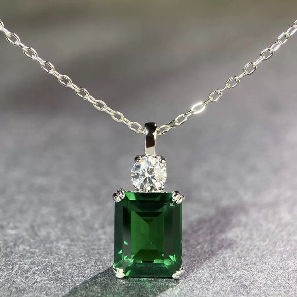 Wholesale Women's S925 Sterling Silver Necklace With Aquamarine Zircon And High Carbon Diamond Geometric Style Emerald Cut Pendant Ochain Electroplated