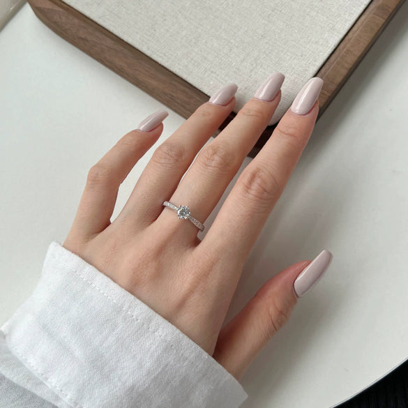Wholesale Women's S925 Sterling Silver Ring Geometric Heart Shape Electroplated