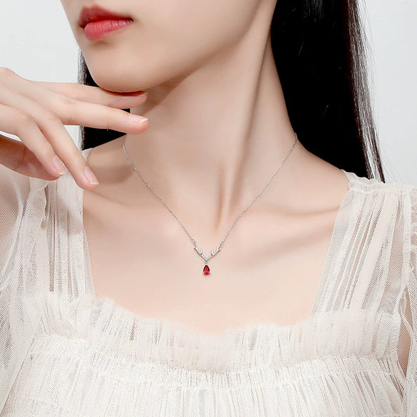 Wholesale Women's 925 Silver Allmatch Antler And Water Drop Zircon Clavicle Necklace With Geometric Pattern