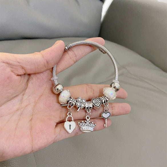 Wholesale Women's Silver Electroplated Stainless Steel Heart Crown Beaded Pendant Bracelet Hand Jewelry