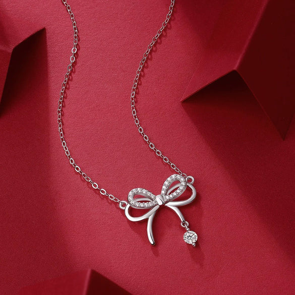 Wholesale Women's 925 Silver Geometric Bow Clavicle Chain Necklace With Moissanite Electroplated Light Luxury Jewelry