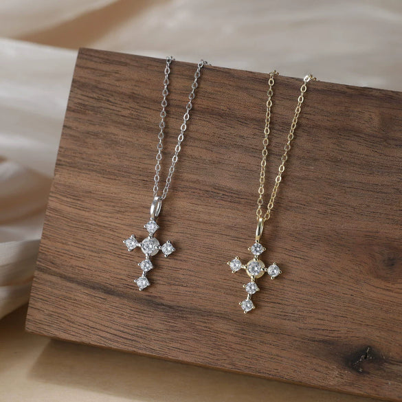 Wholesale Women's Silver Geometric Cross Necklace With Electroplating Design
