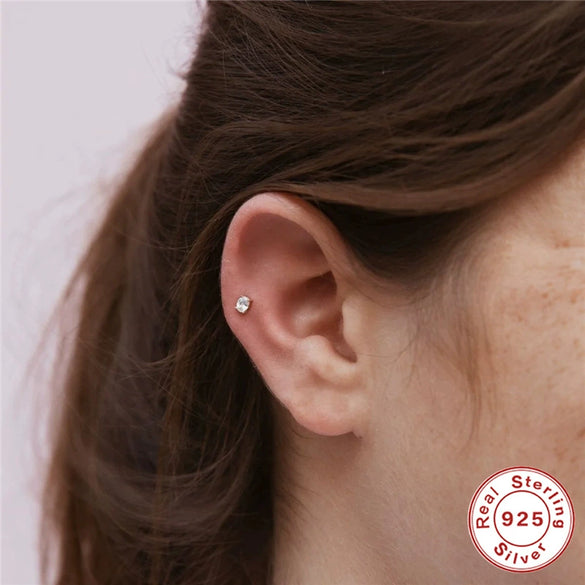 Wholesale Women's Silver Geometric Single Drill Flat Head Internal Thread Smooth Puncture Cartilage Ear Nail With Electroplating