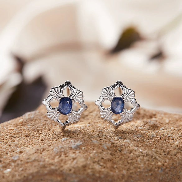 Wholesale Women's Silver Geometric Wiredrawing Earrings Set With Gems