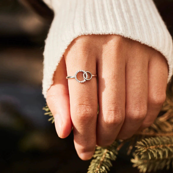 Wholesale Women's Silver Jewelry Double Ring With Geometric Pattern And Electroplating Process