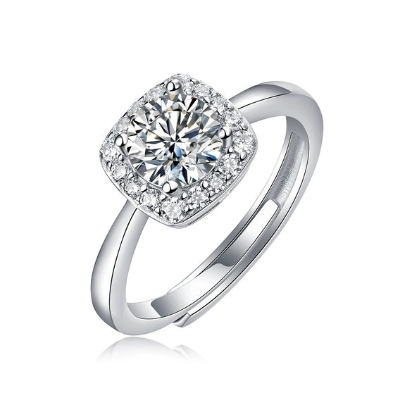 Wholesale Women's 925 Silver Simple Round Moissanite Ring With Sixclaw Inlay And Geometric Pattern And Goldenplated Finish