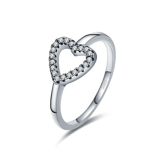 Wholesale Women's 925 Silver Vintage Heartshaped Ring With Diamond