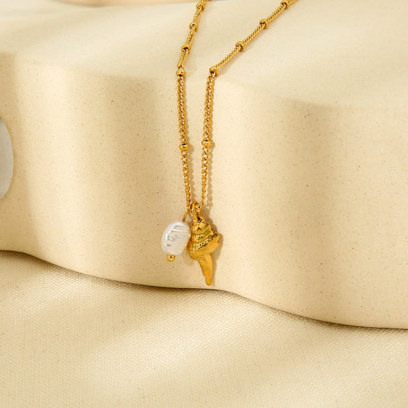 Wholesale Women's Simple Animal Zodiac Shell Pendant Stainless Steel 18K Gold Plated Necklace
