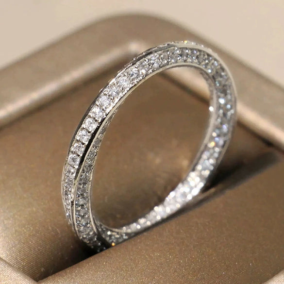 Wholesale Women's Simple Classic Geometric Copper Ring With Microinlaid Zircon