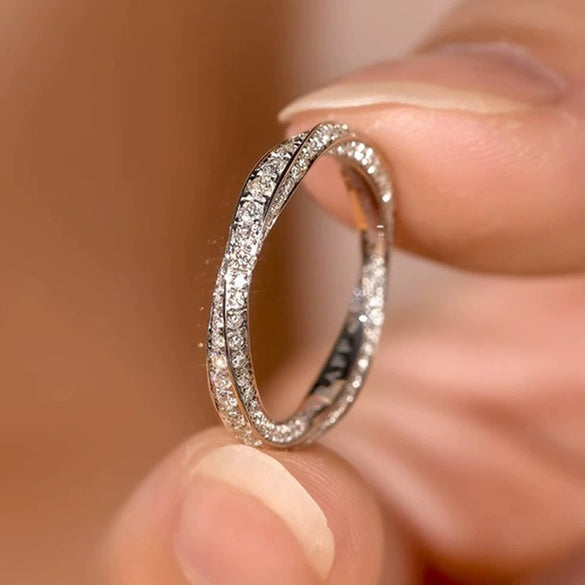 Wholesale Women's Simple Classic Geometric Copper Ring With Microinlaid Zircon